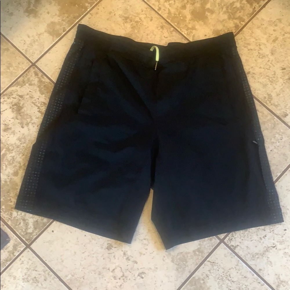 Men’s size Small lululemon black athletic shorts